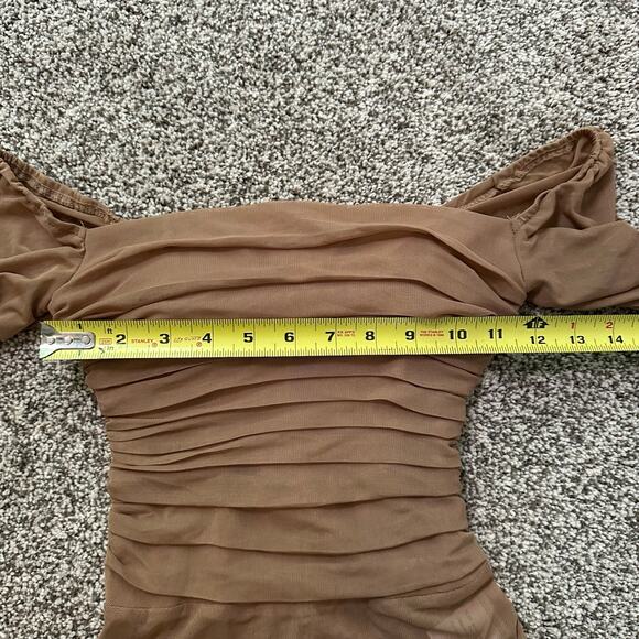 Princess Polly Delaney tan ruched mesh off-the-shoulder long sleeve bodysuit 2 - Picture 8 of 8